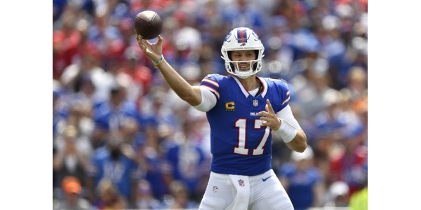 Buffalo Bills reestructuran contrato del mariscal de campo Josh Allen